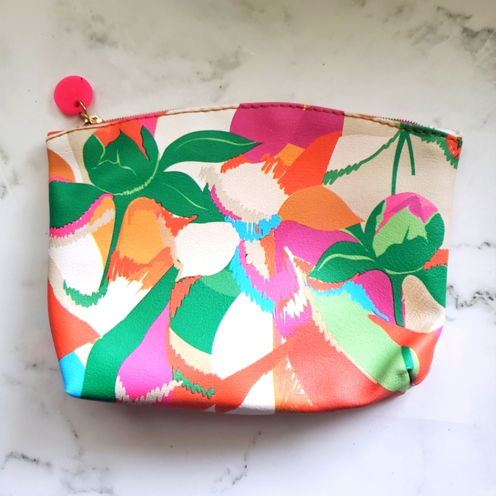 Ipsy Bag - Picture 2 of 3